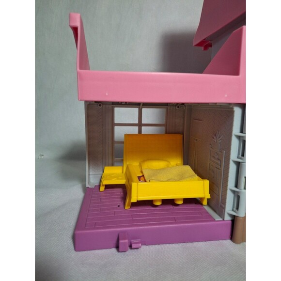 Fisher-Price Little People Big Helpers Home - Picture 2 of 6